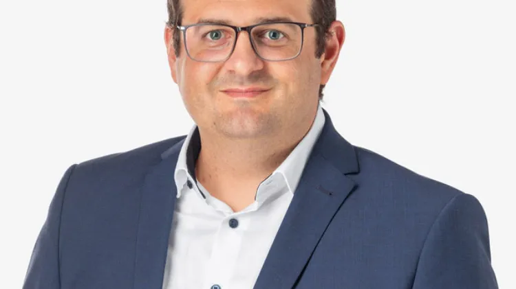 Conoscenti Fabrizio 648 x648 72dpi RGB